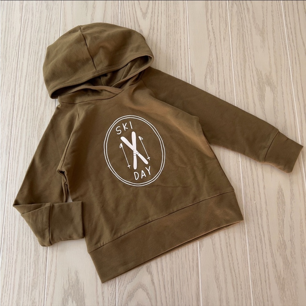 - Mebie Baby Brown Hoodie - Ski Day